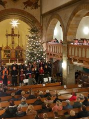 Weihnachtskonzert (3).jpg